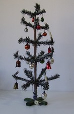 Antiker großer Weihnachtsbaum