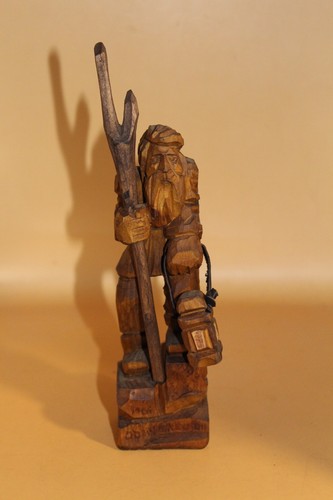 Antike geschnitzte holzfigur - geschnitzte,