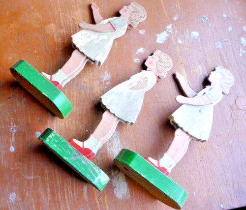 Drei leuchterfiguren - drei,